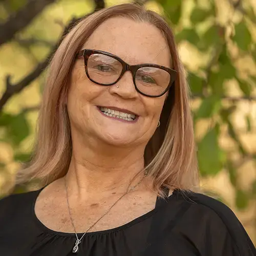 Angela Miller - Customer Service Specialist